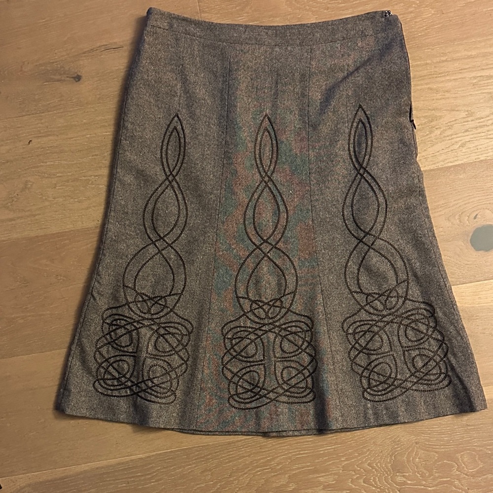 Elegant Brown Wool Embroidered Women's Skirt